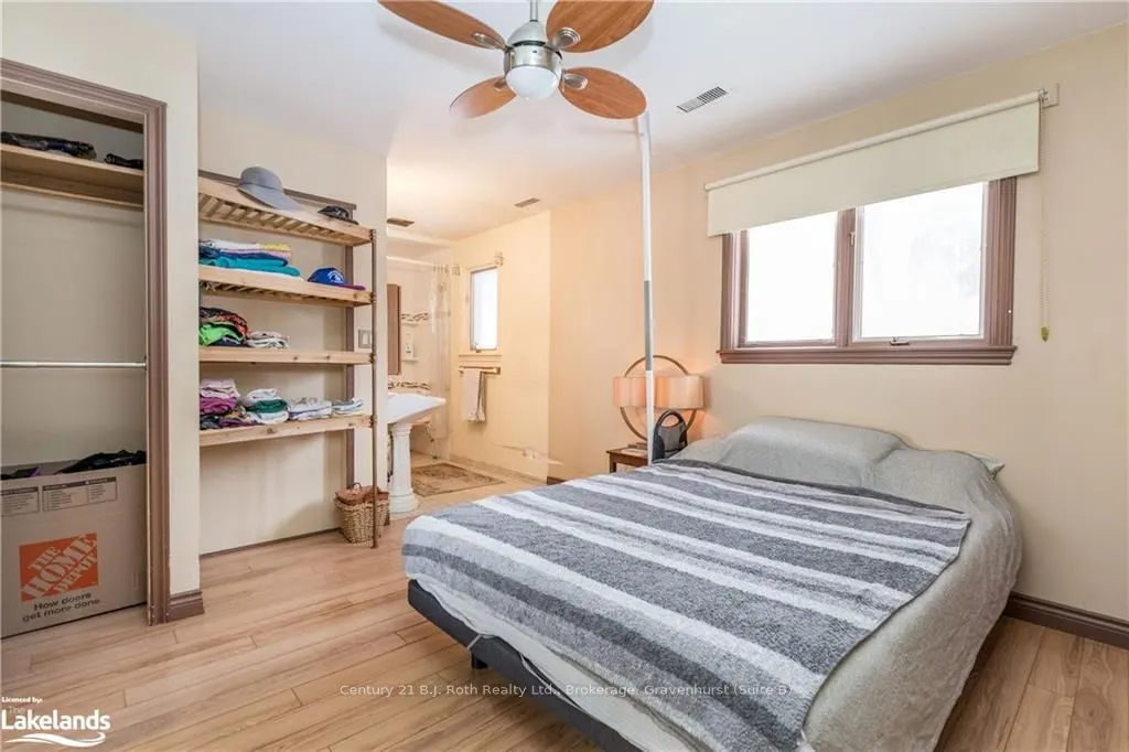 2695 OLD BARRIE Rd E