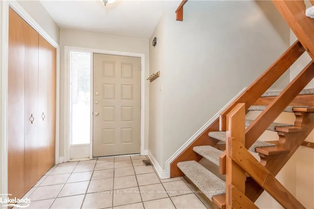 2695 OLD BARRIE Rd E