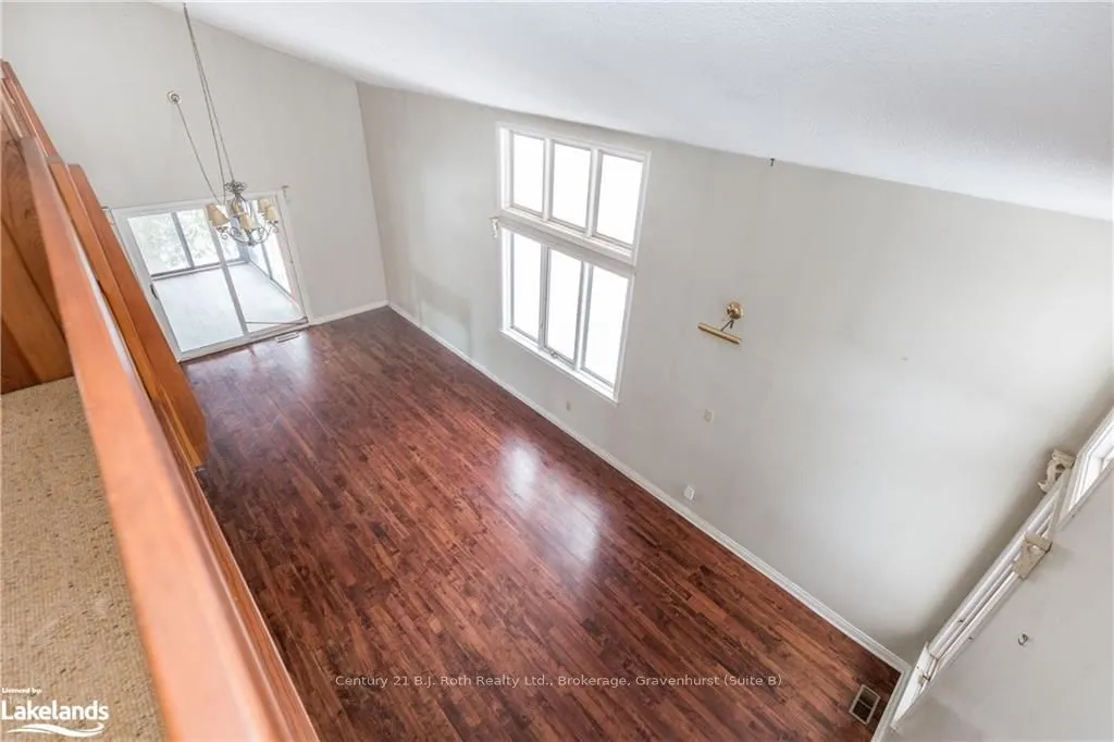 2695 OLD BARRIE Rd E