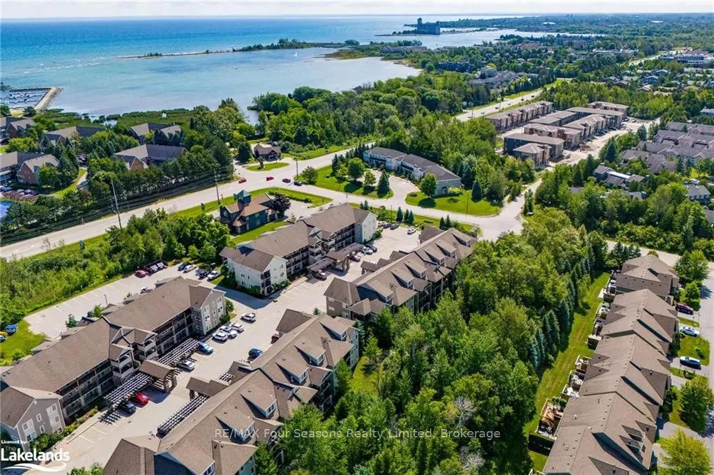 10 BRANDY LANE Dr, #201