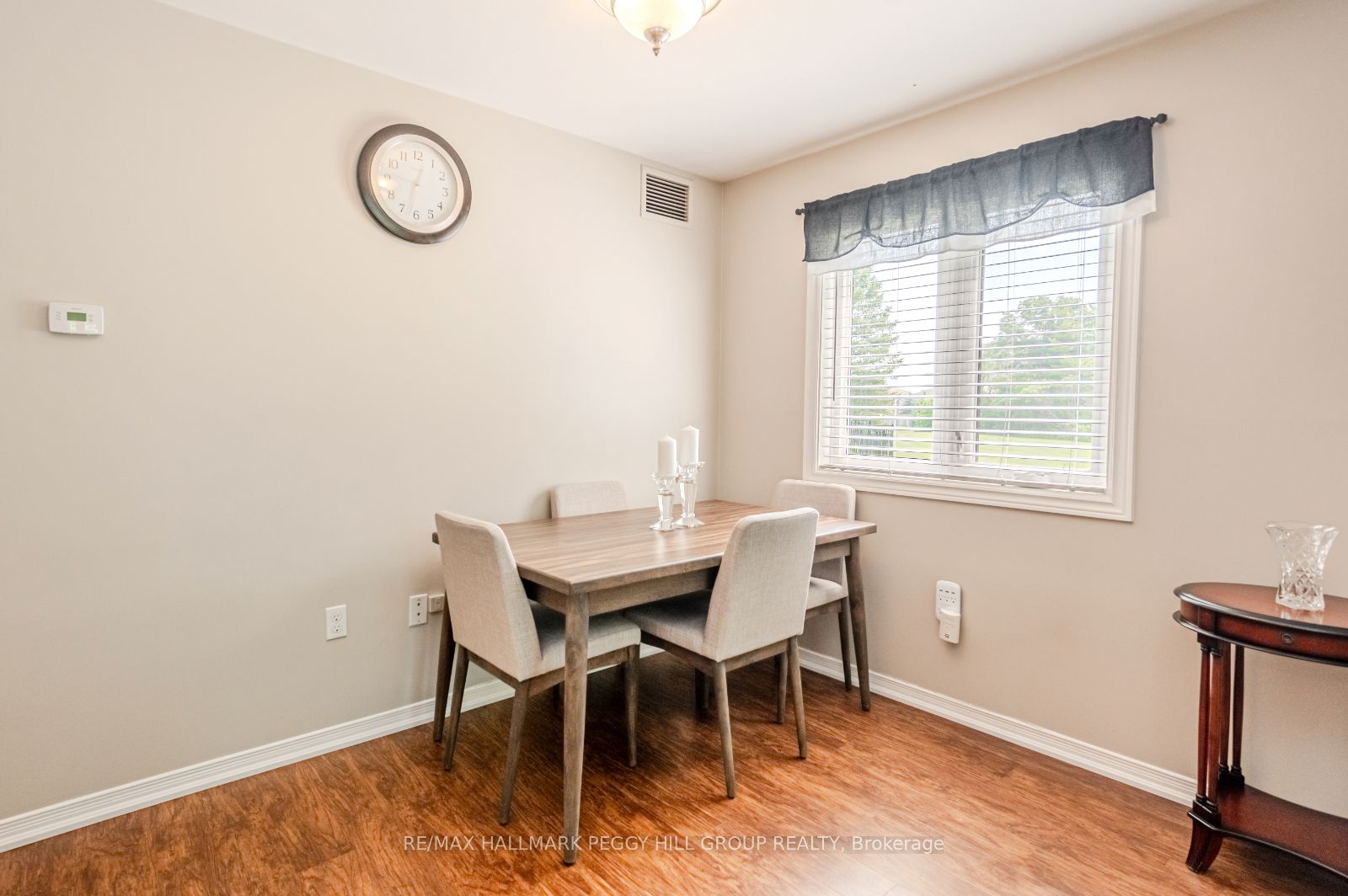 10 Coulter St, #212