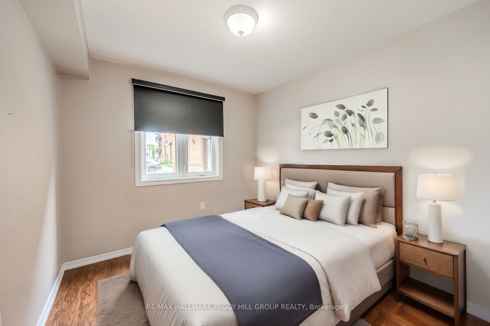 10 Coulter St, #212