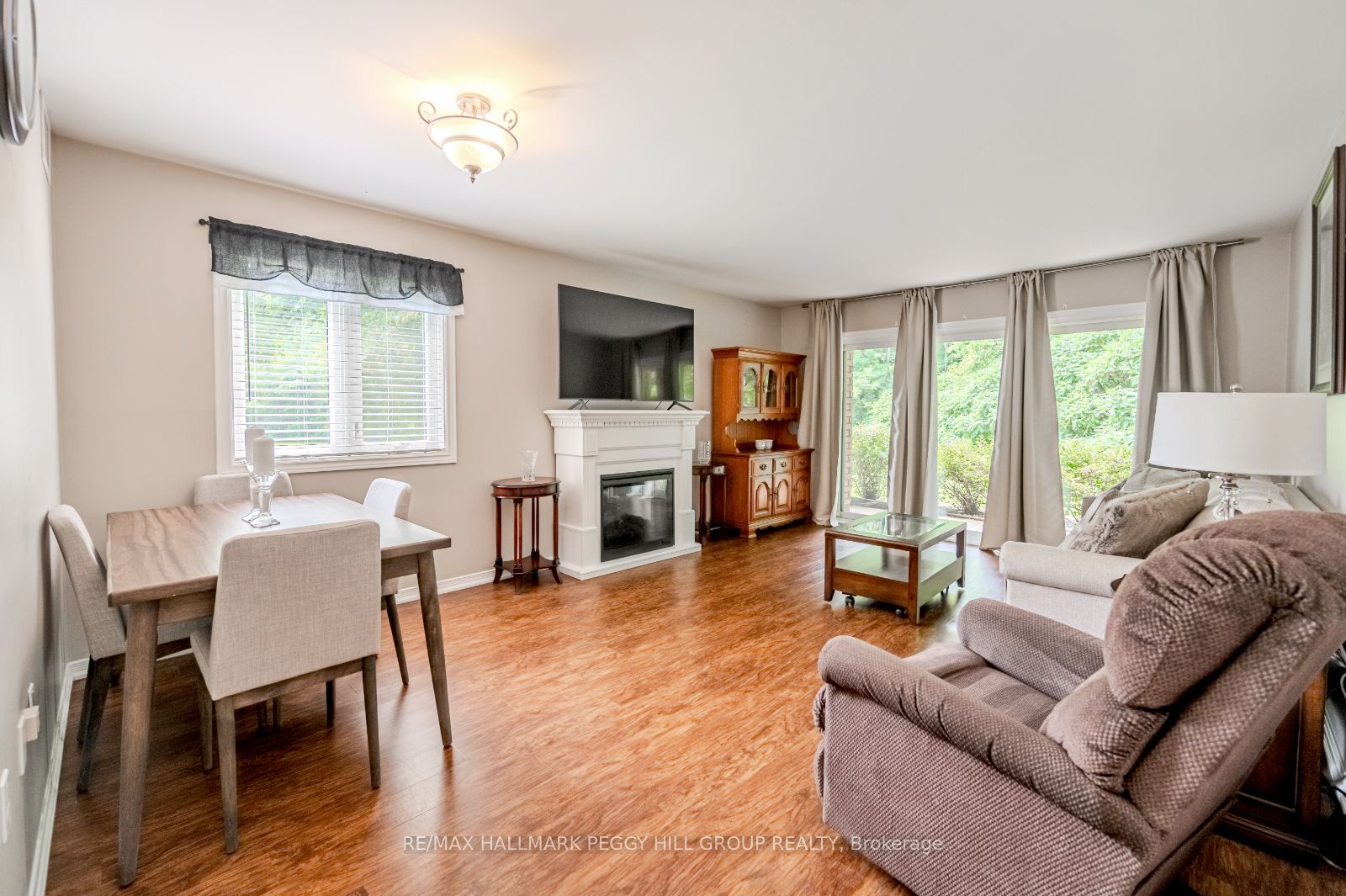 10 Coulter St, #212
