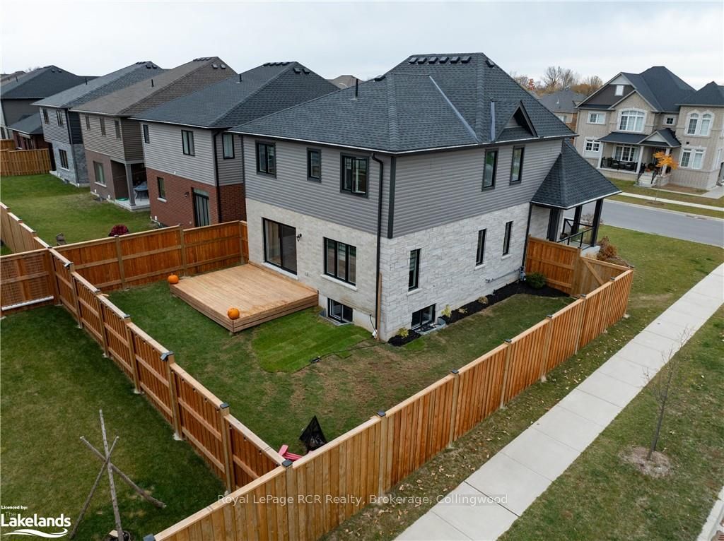 100 MCLEAN Ave