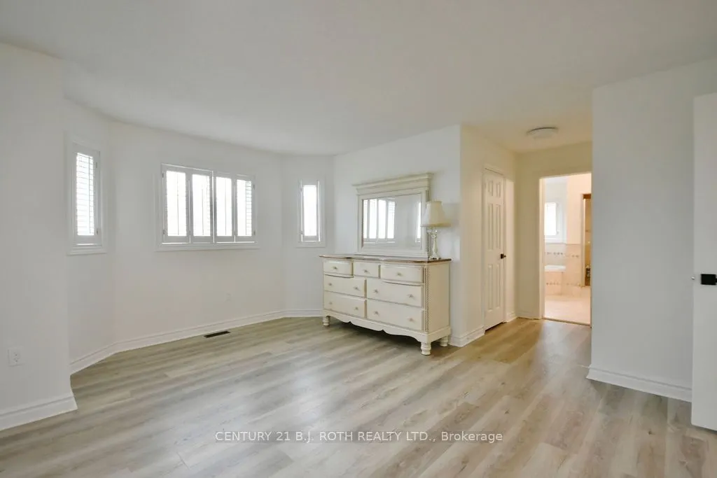 58 Brushwood Cres