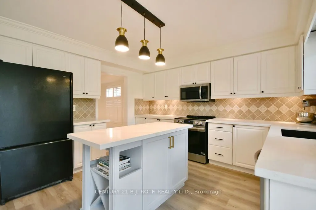 58 Brushwood Cres