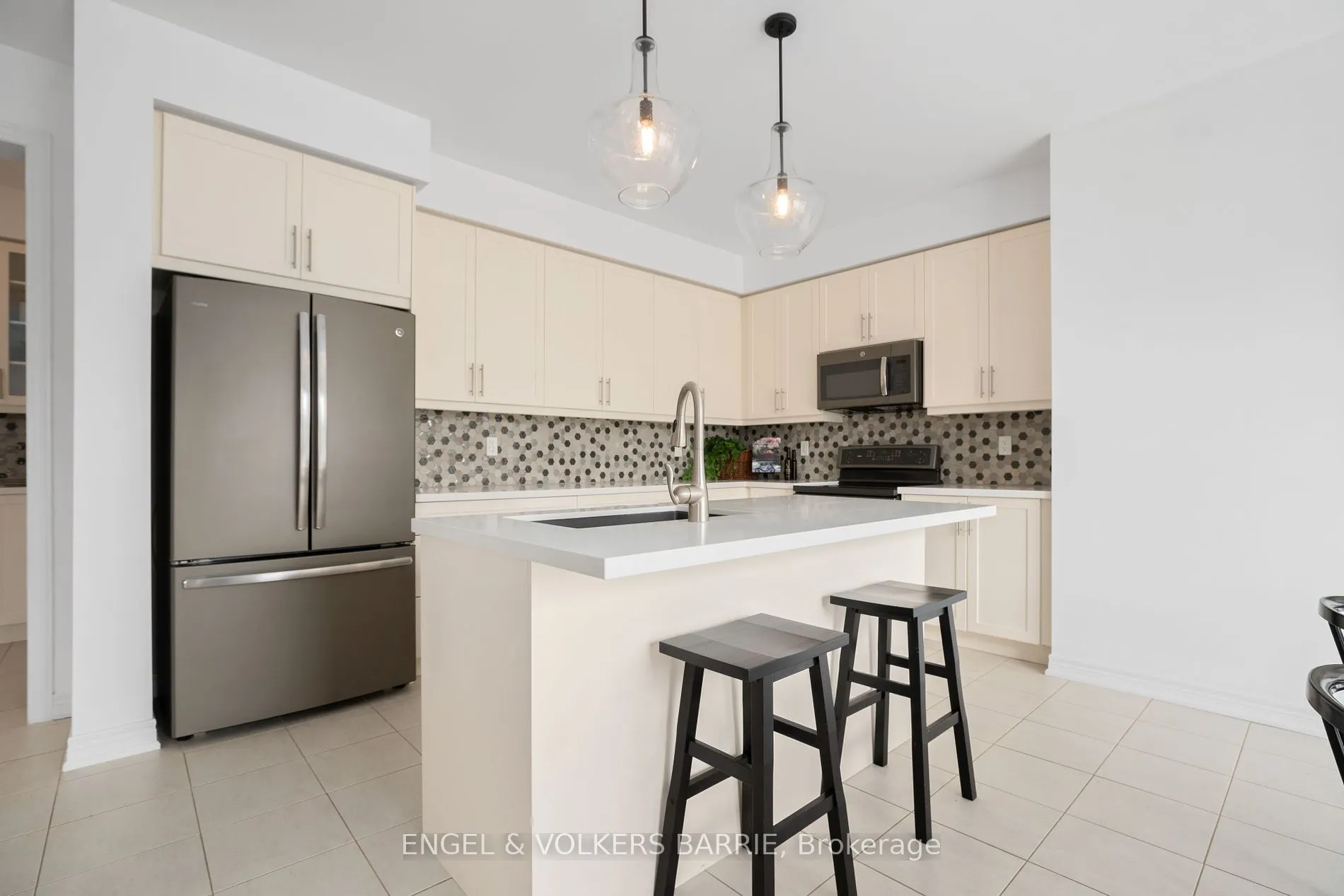 61 Oliver's Mill Rd