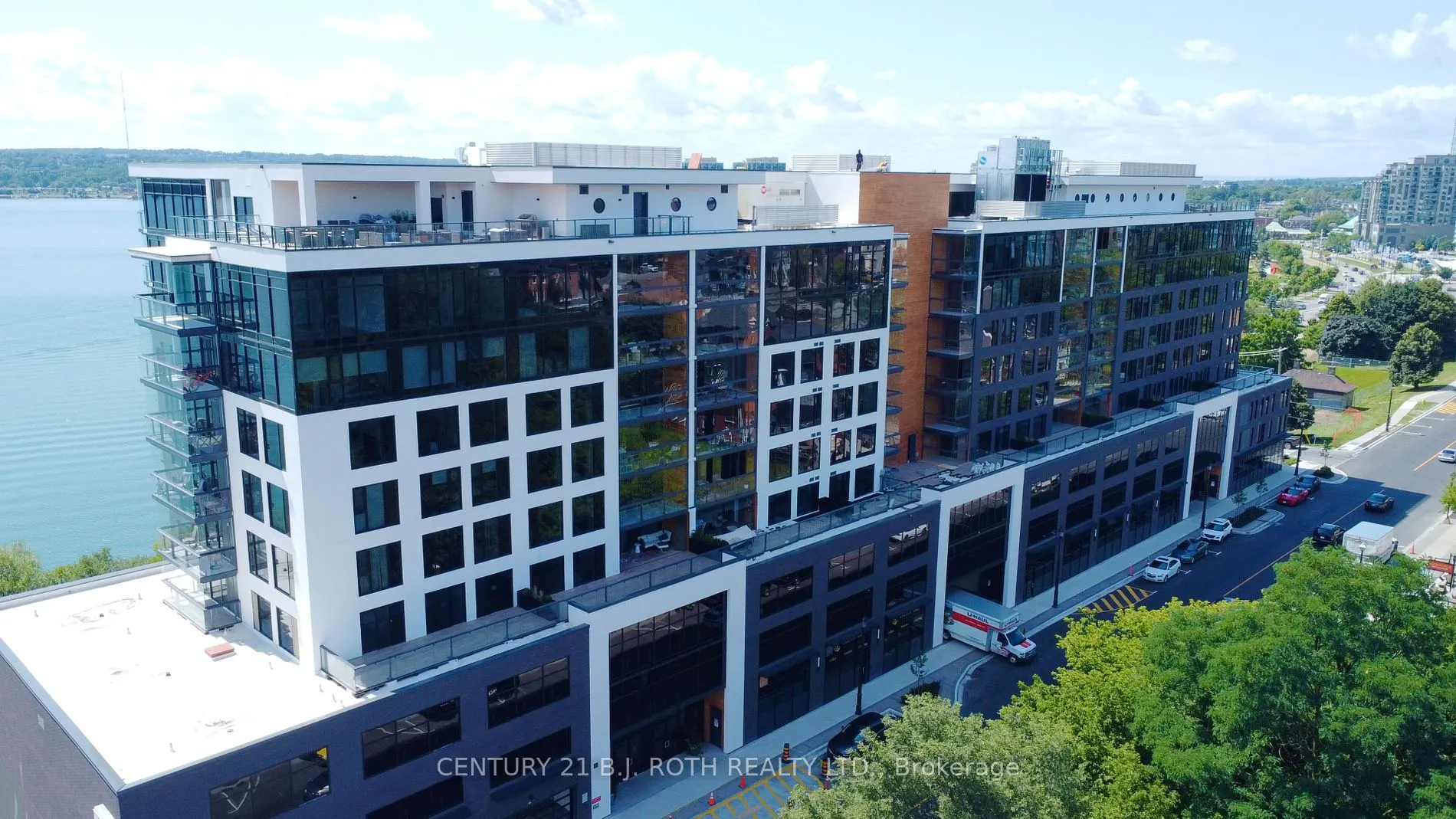 185 Dunlop St E, #409