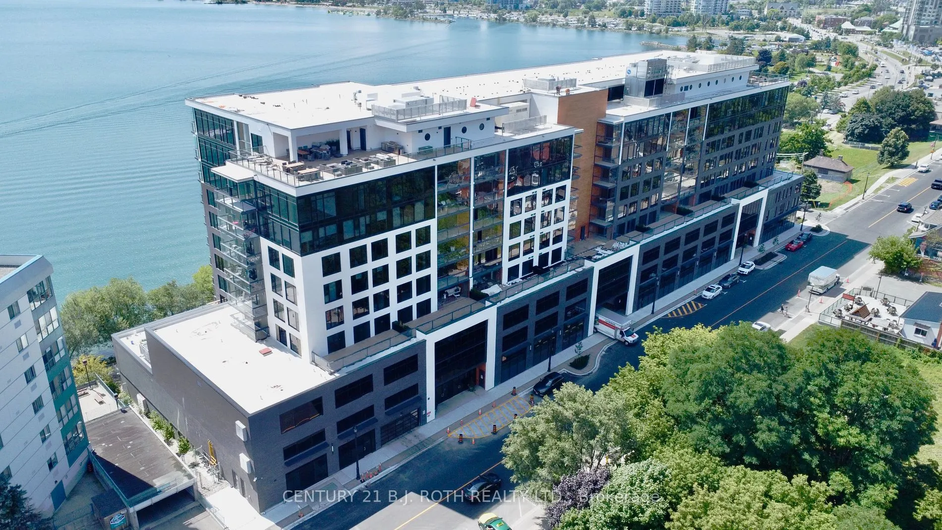 185 Dunlop St E, #409