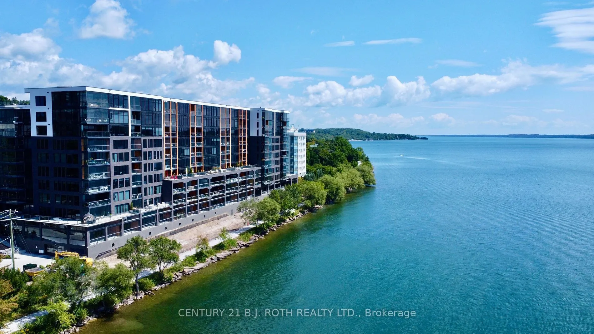 185 Dunlop St E, #409