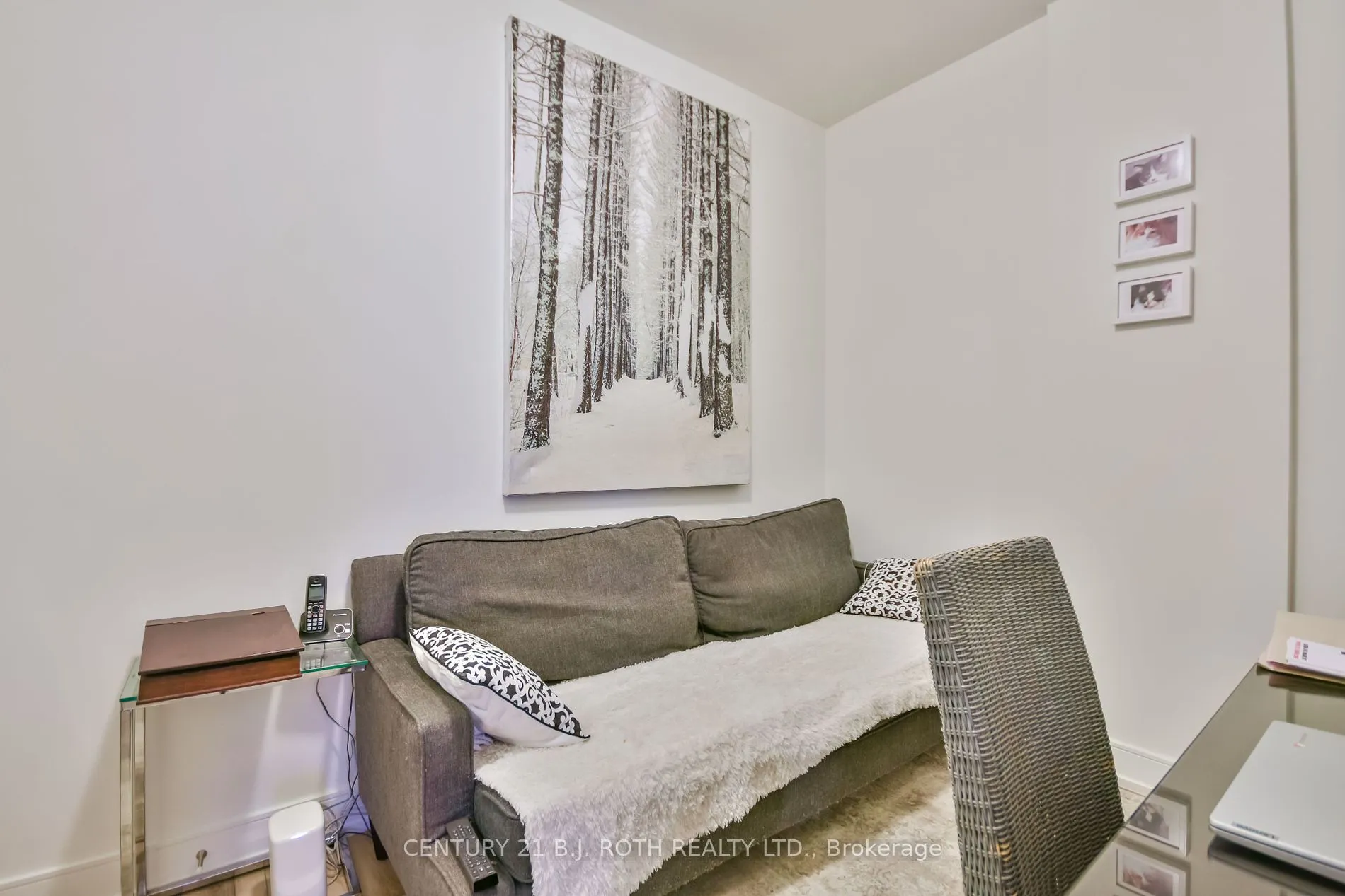 185 Dunlop St E, #409