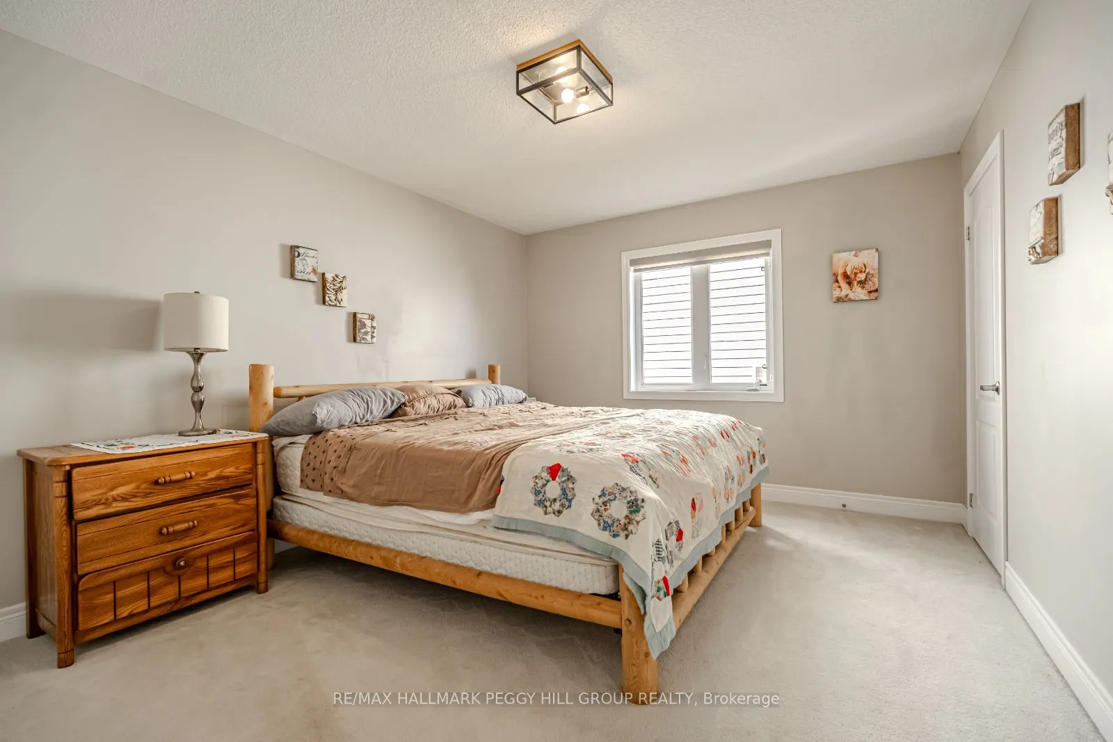 35 Royal Park Blvd