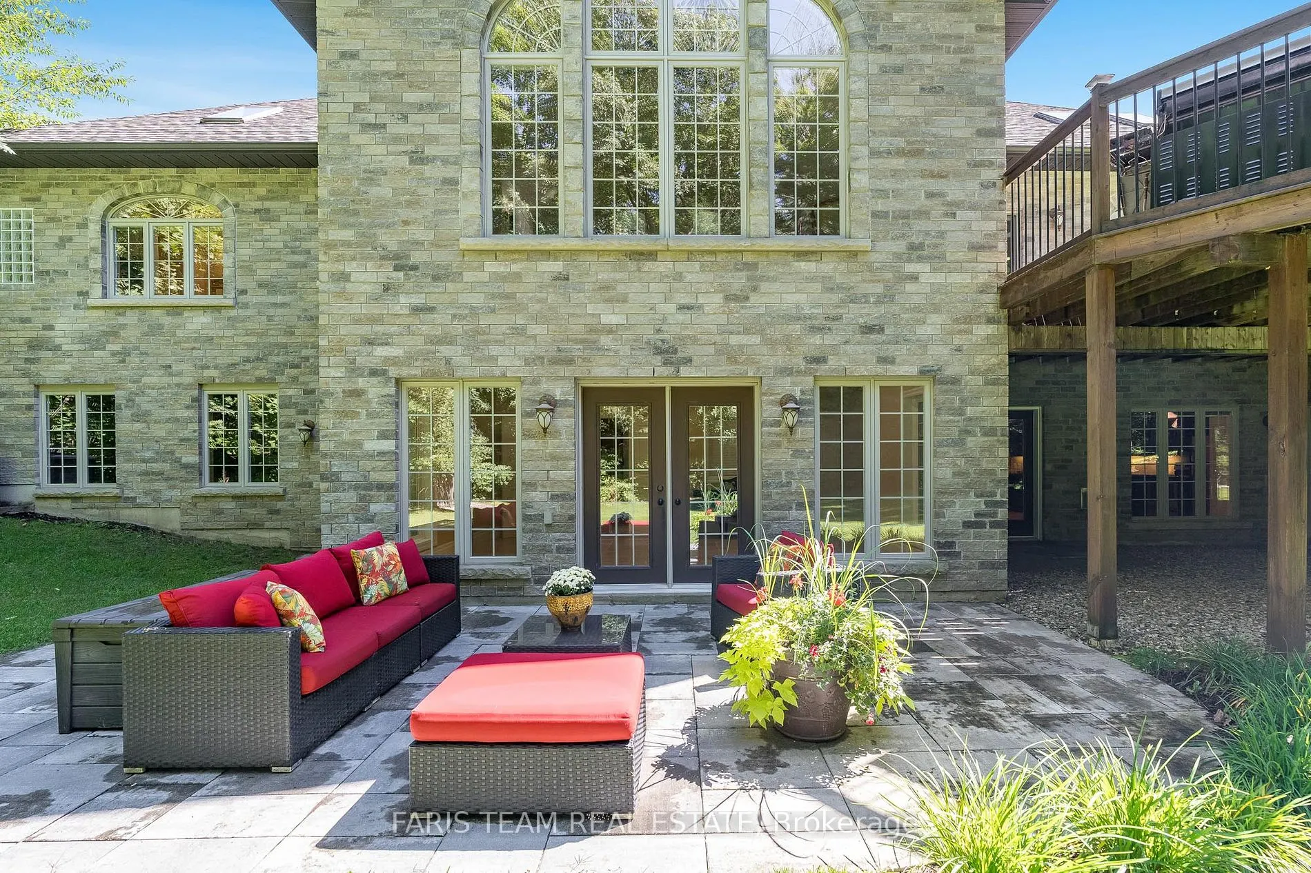 14 Lloyd Cook Drive W