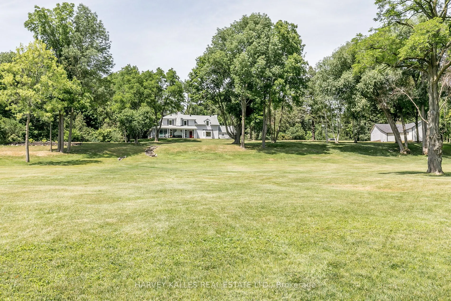 2 Black Forest Lane