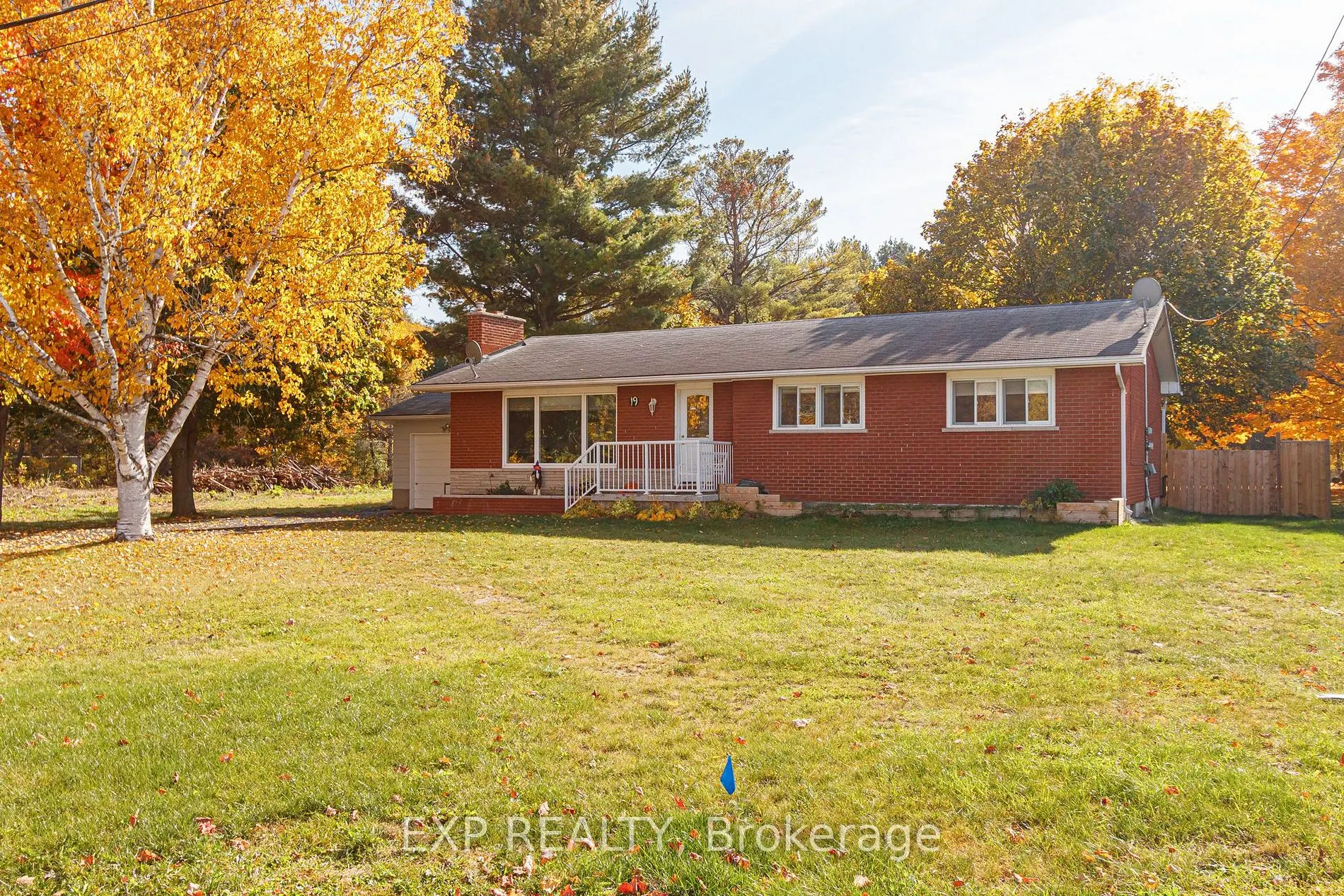 19 Locke Ave