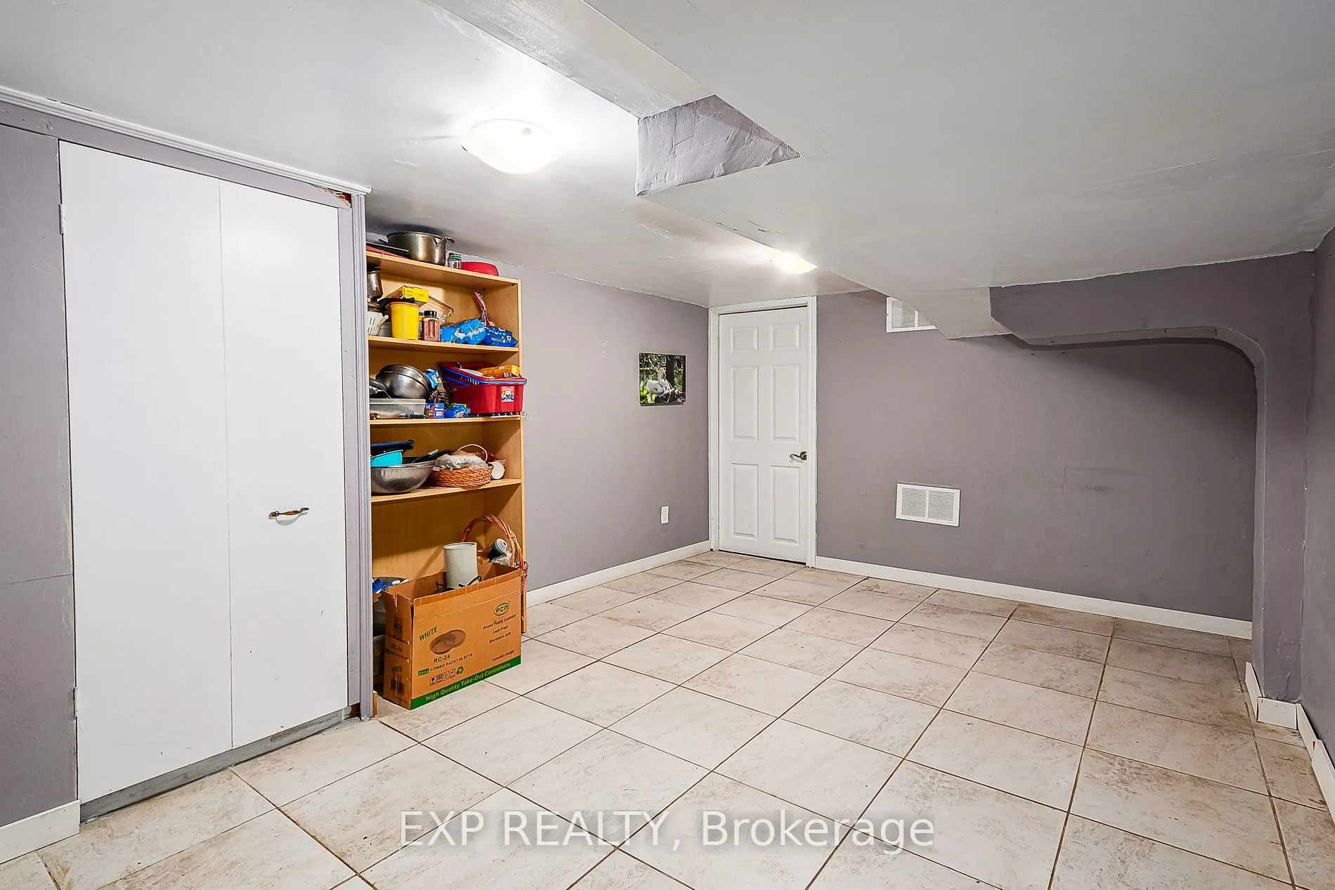 19 Locke Ave