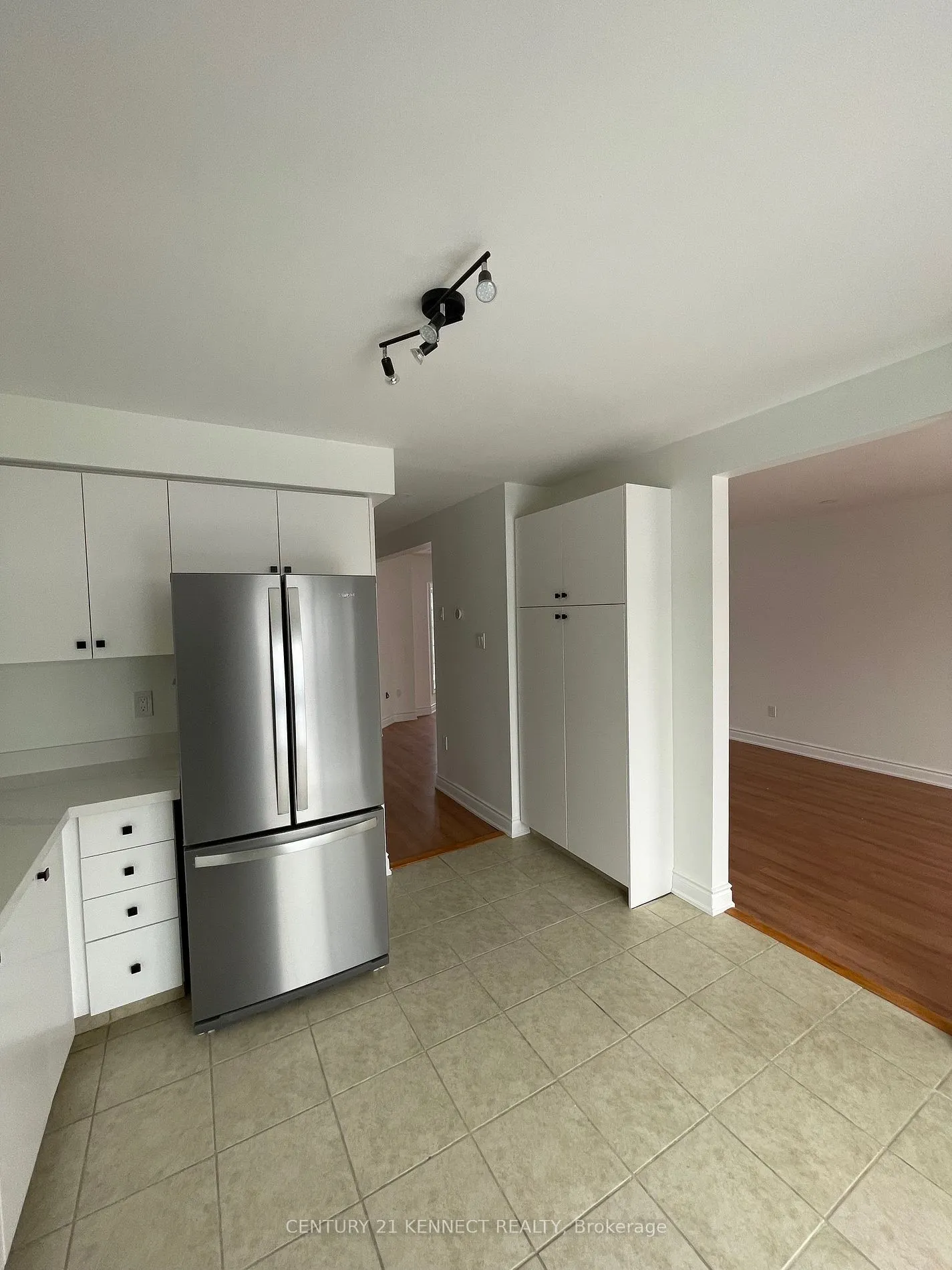 35 Drake Dr