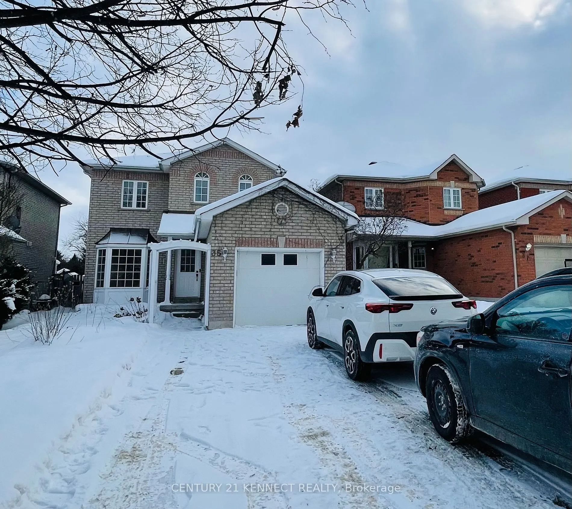 35 Drake Dr