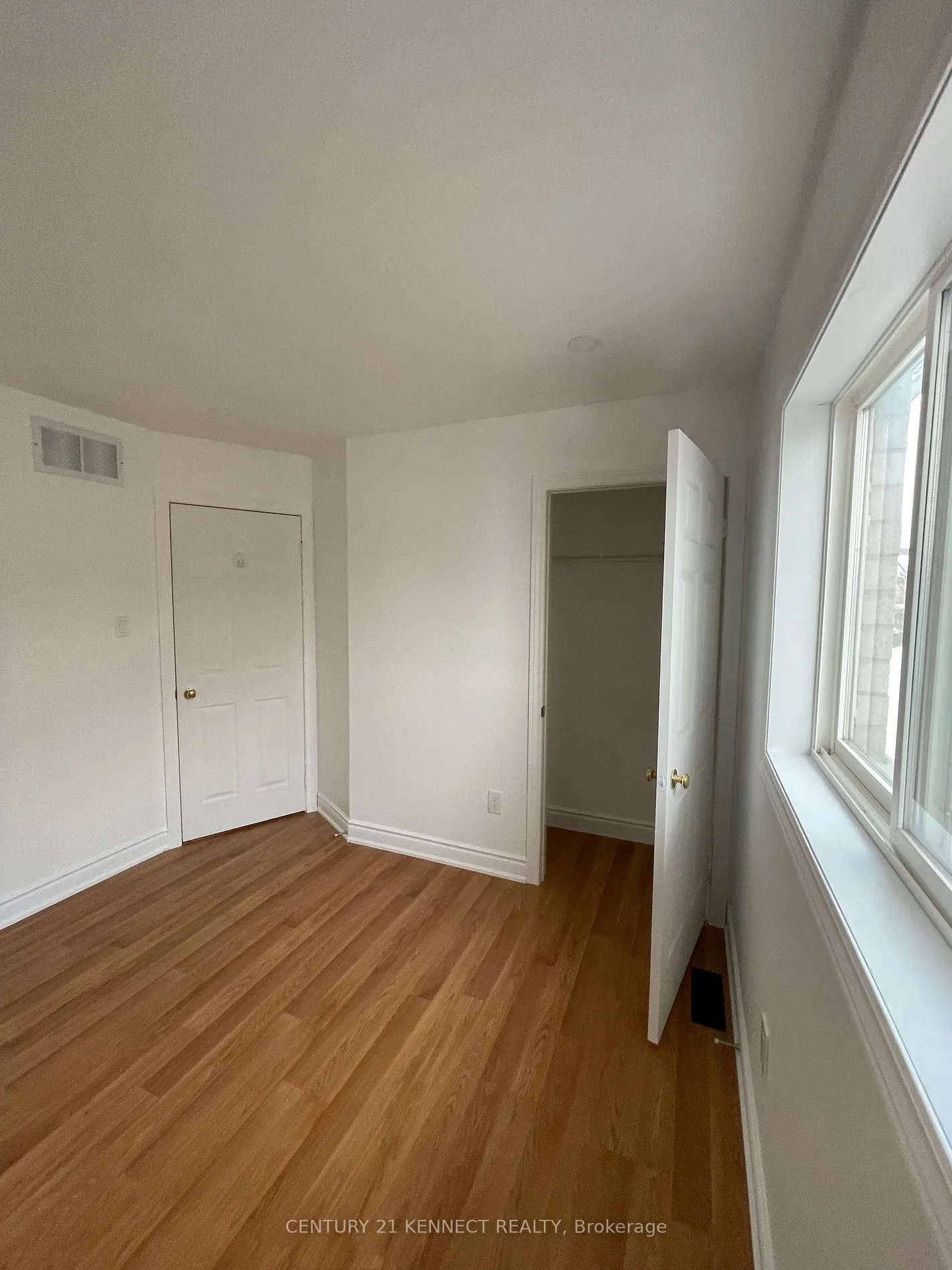 35 Drake Dr