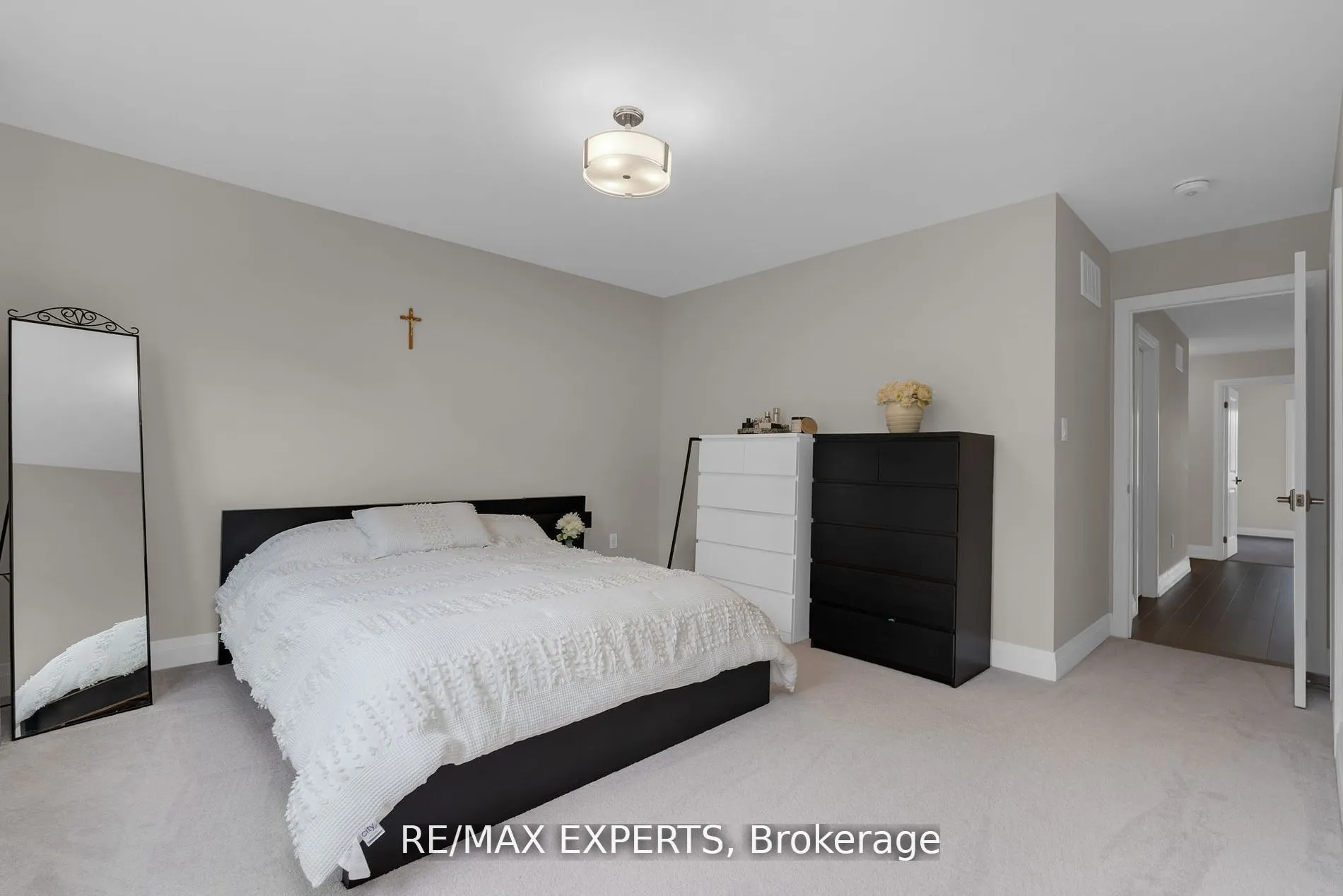 27 Sweet Cicely Street