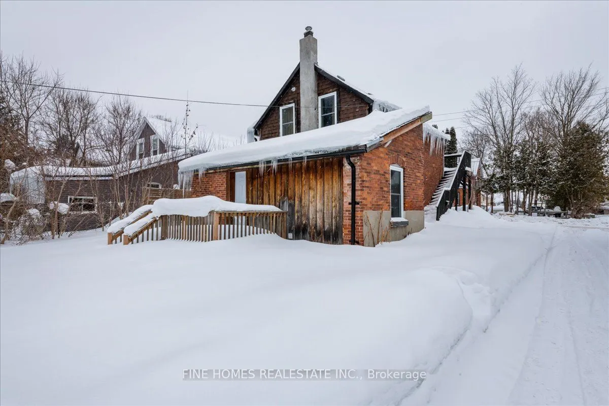 119 Albert Street S