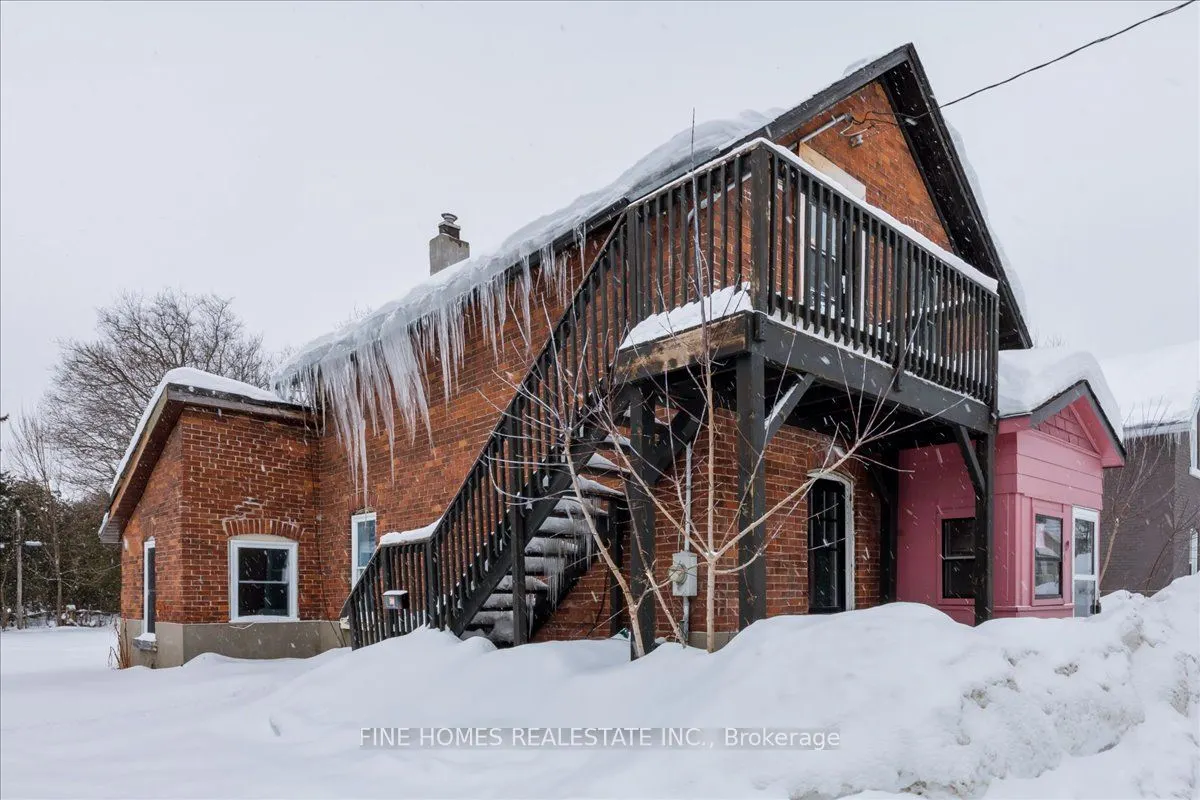 119 Albert Street S