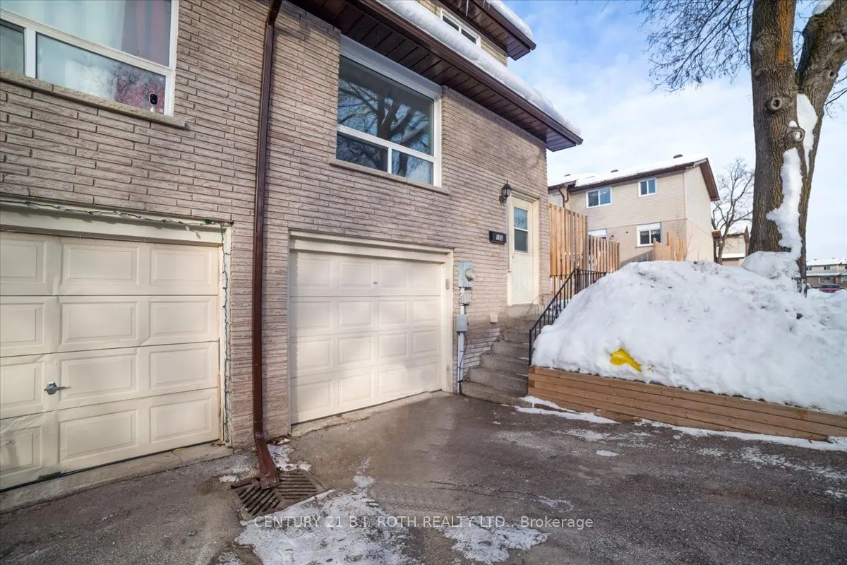 1095 MISSISSAGA Street, #152