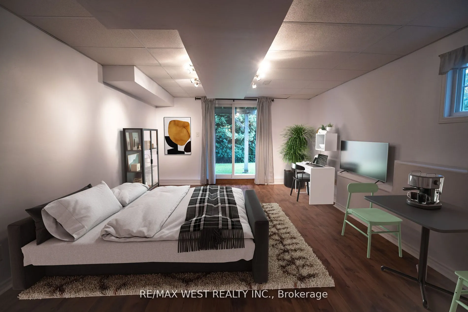 11 Royalton Lane, #11