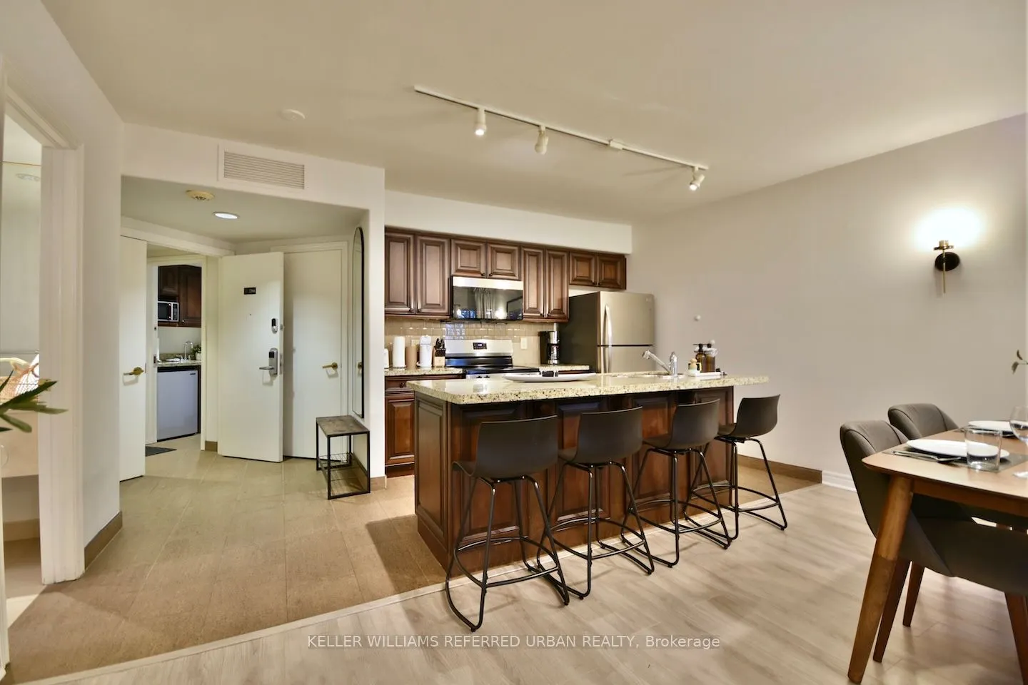 90 Highland Drive, #2266/67