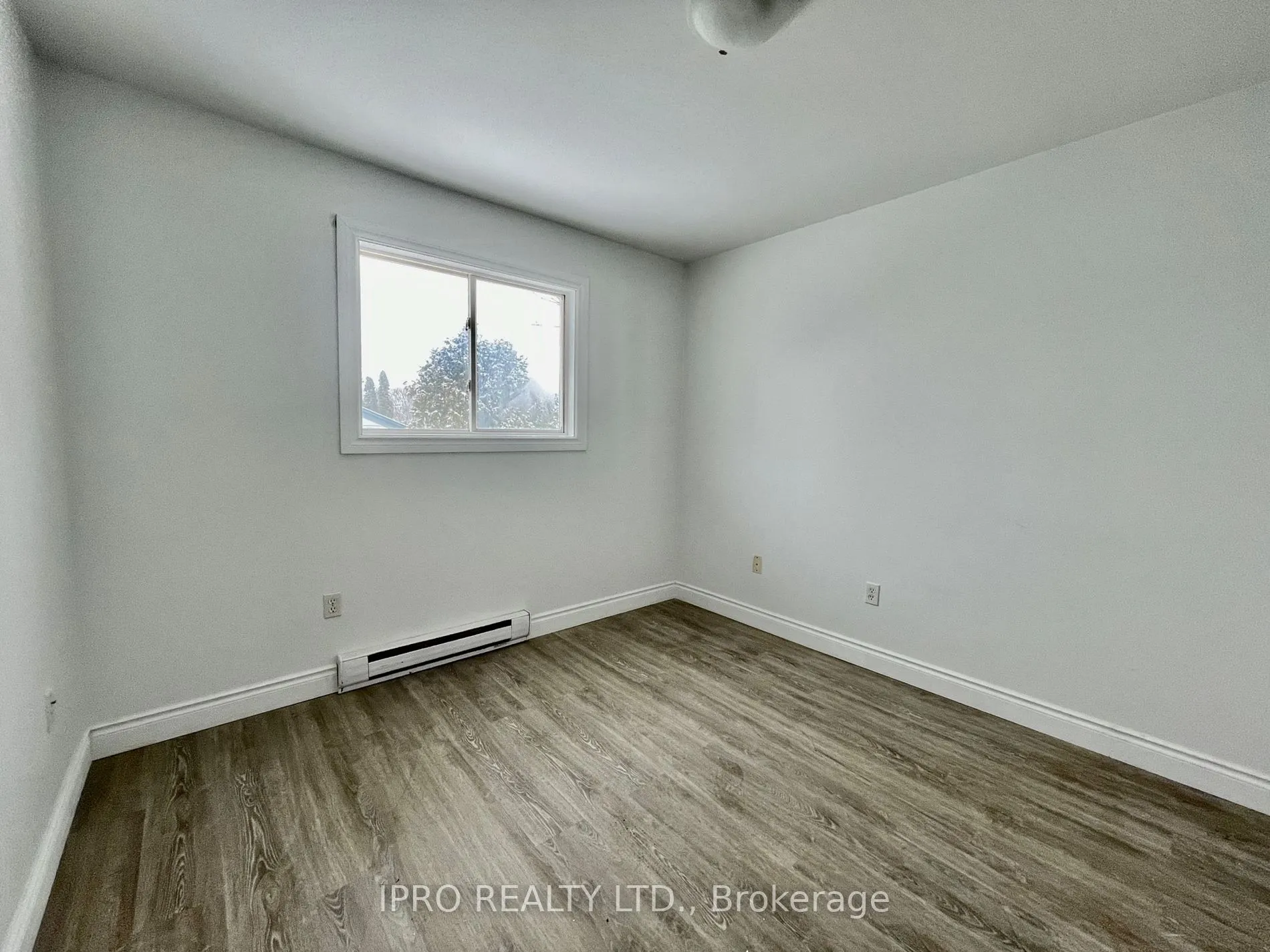 380 Bayview Parkway