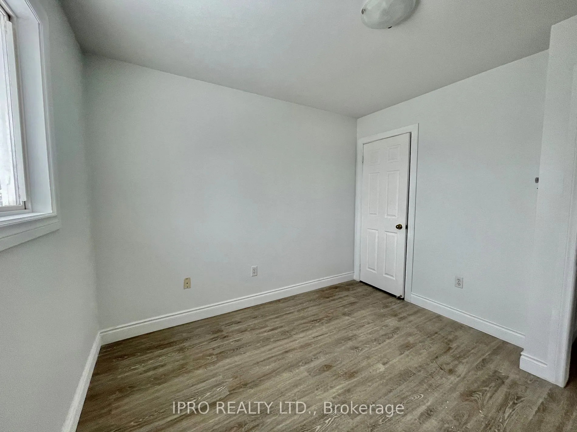 380 Bayview Parkway