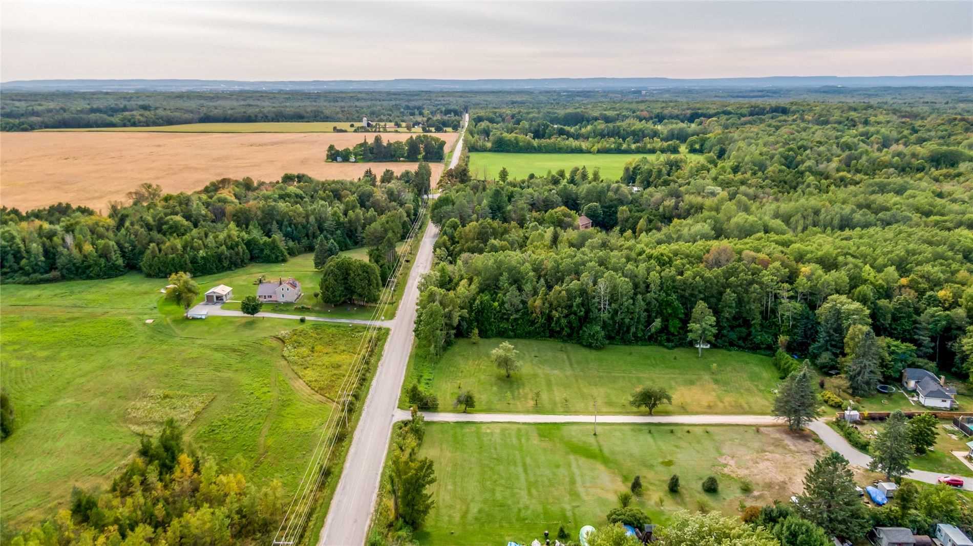 Flos Rd 4 (MLS® S4920191) See this detached house for sale in Phelpston, Springwater