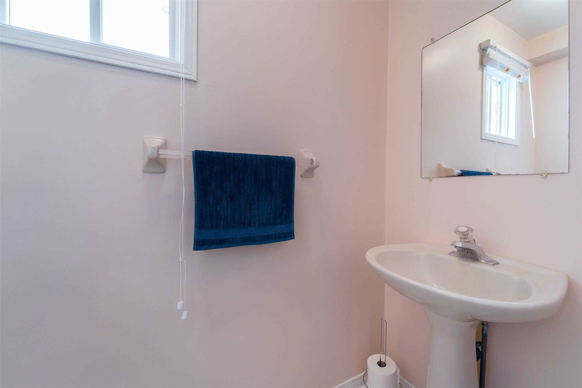 124 Laidlaw Dr