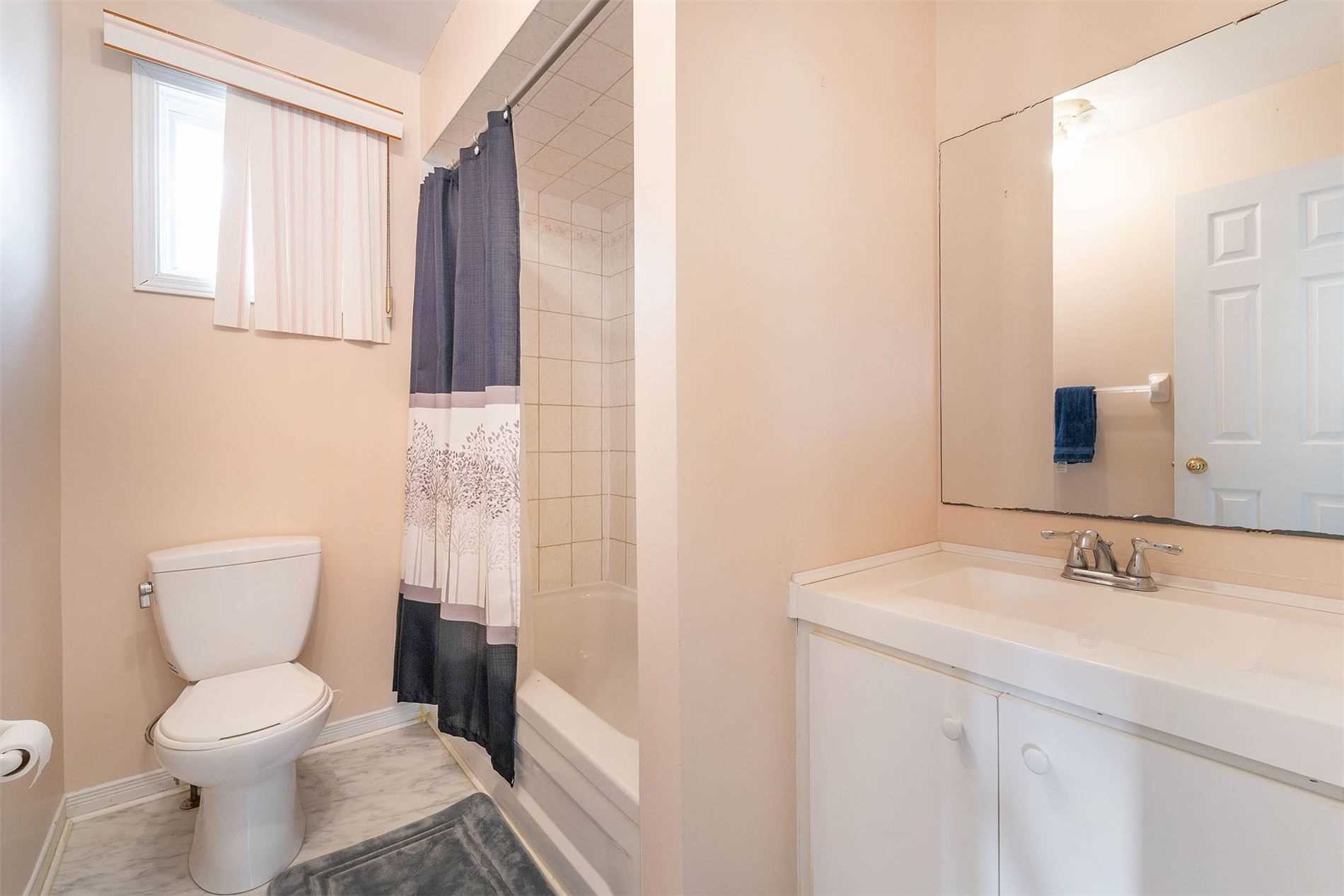 124 Laidlaw Dr