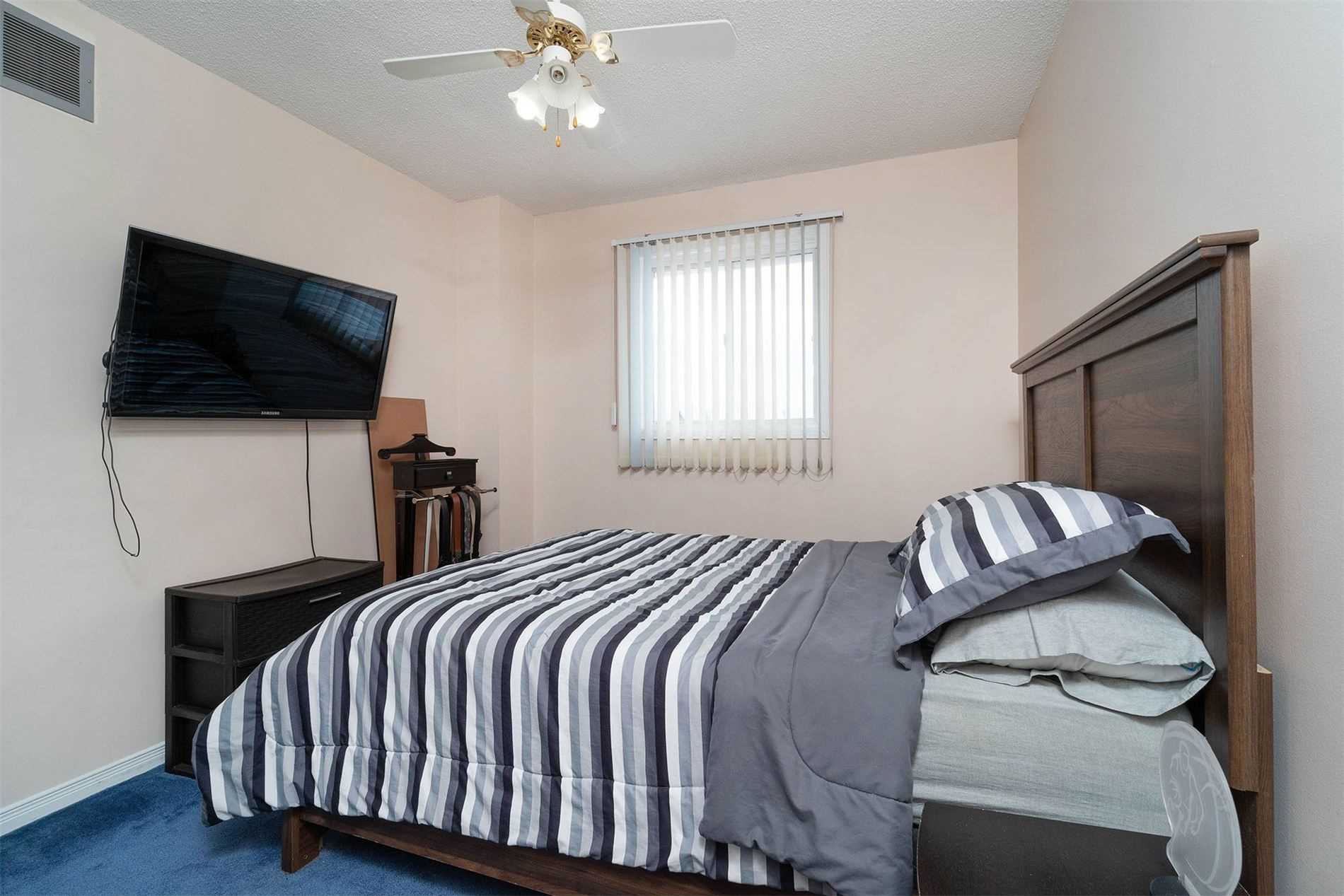124 Laidlaw Dr