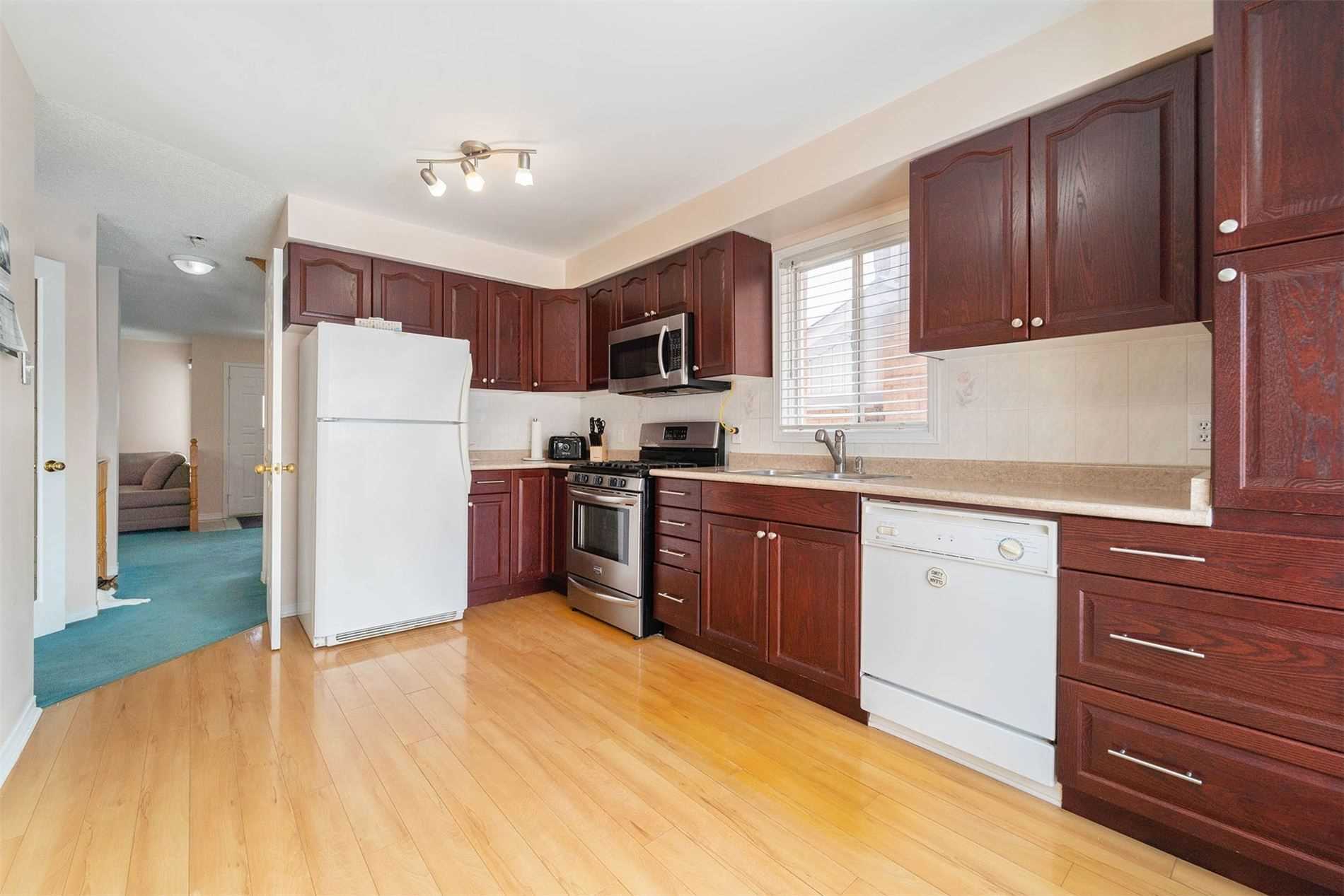 124 Laidlaw Dr