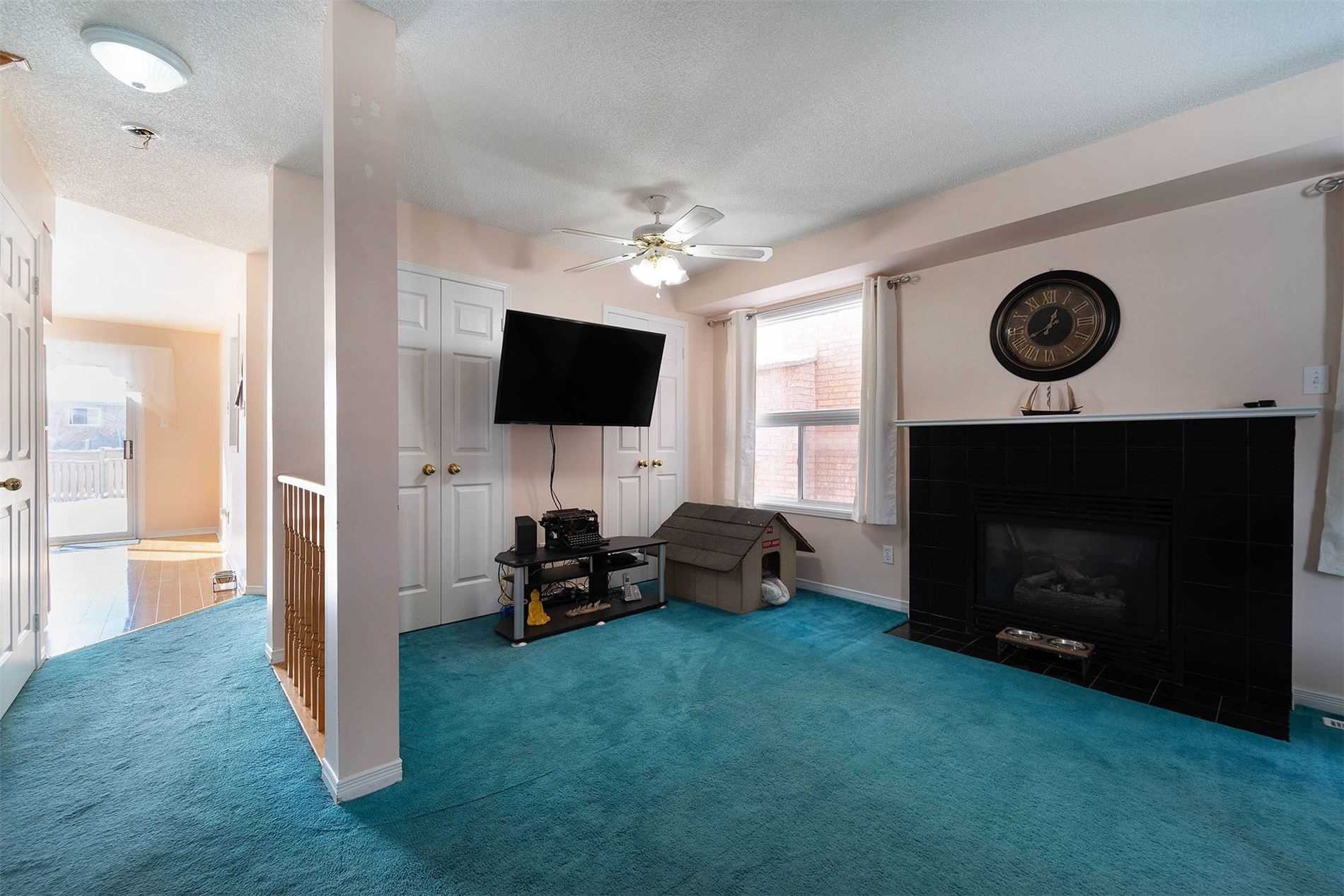 124 Laidlaw Dr