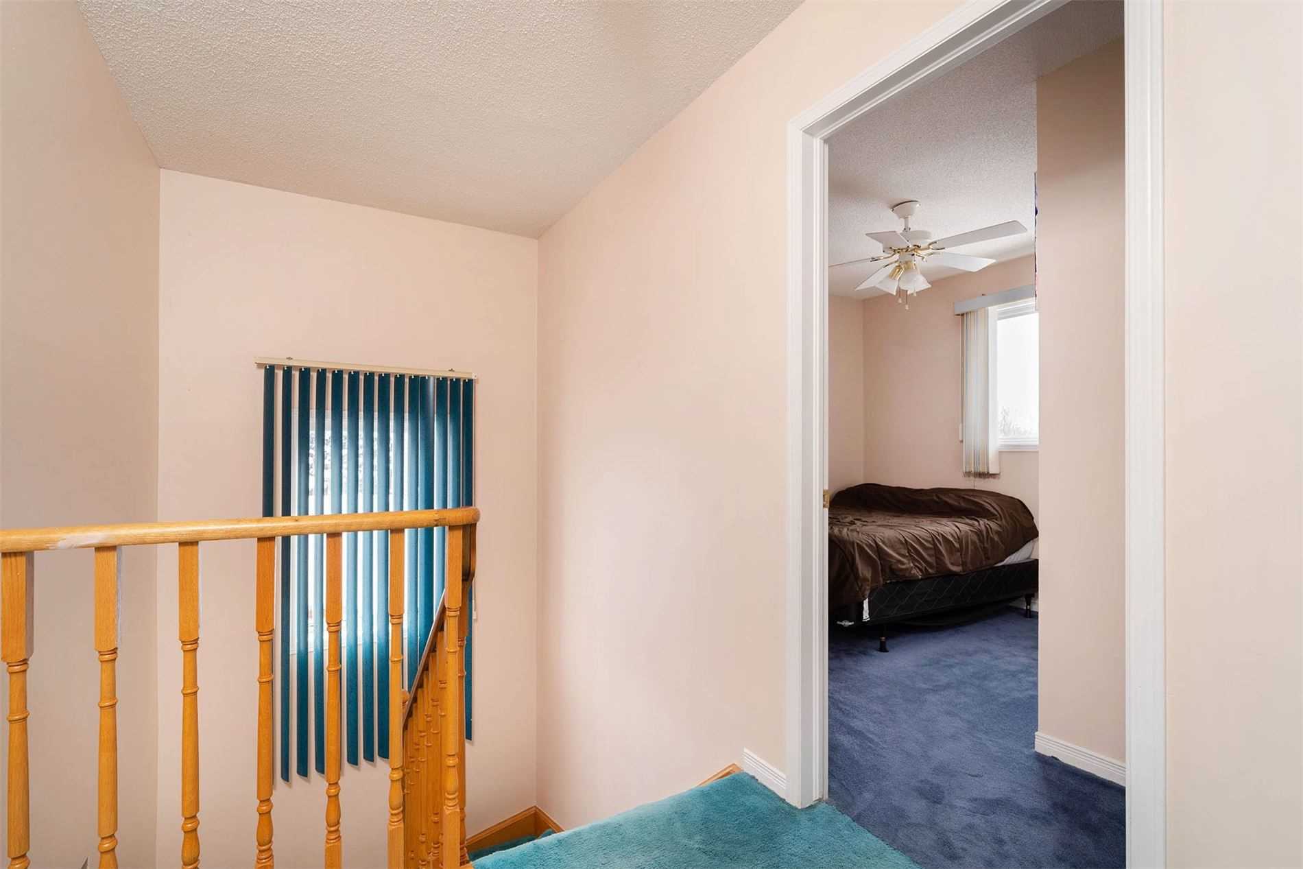124 Laidlaw Dr