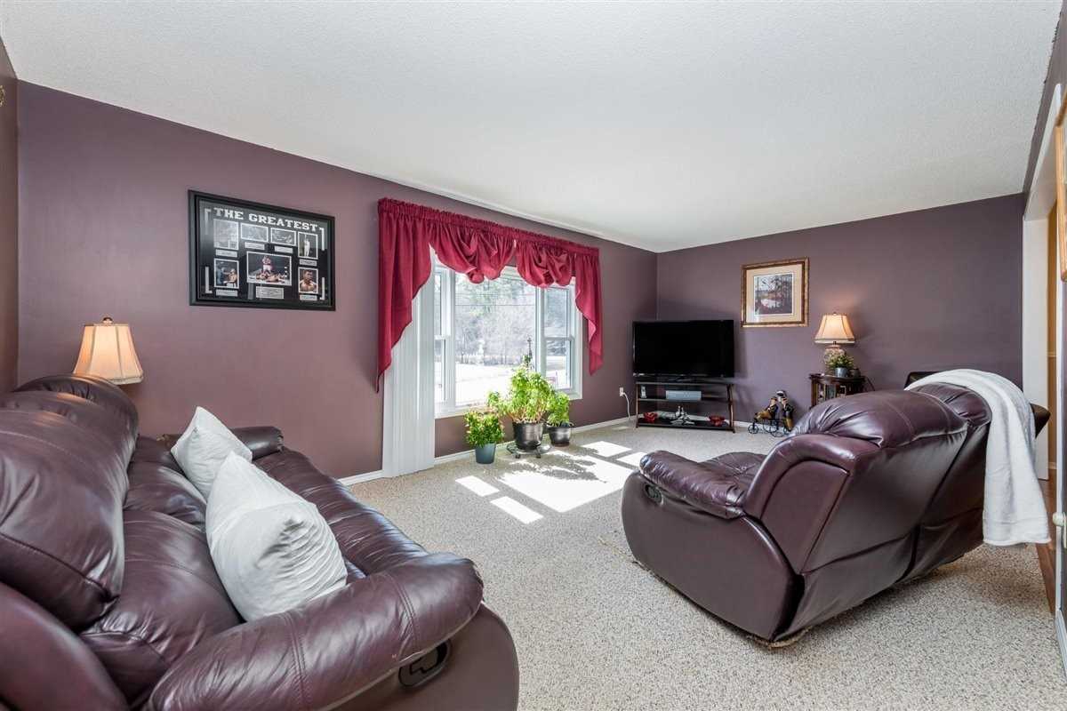 10 Jamieson Cres