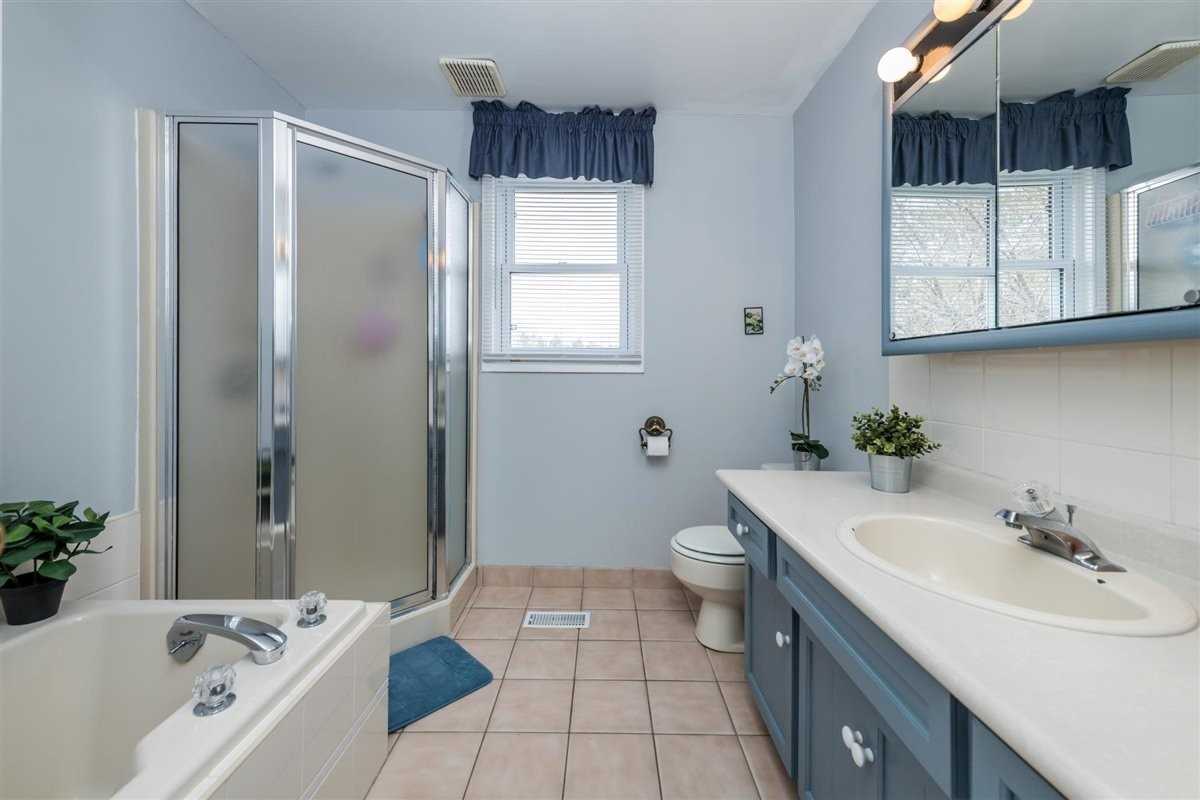 10 Jamieson Cres