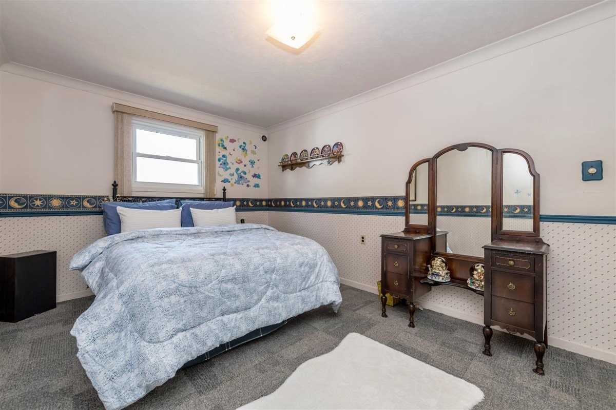 10 Jamieson Cres