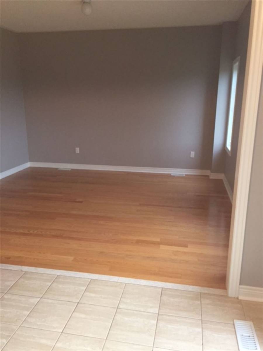 46 Forsyth Cres