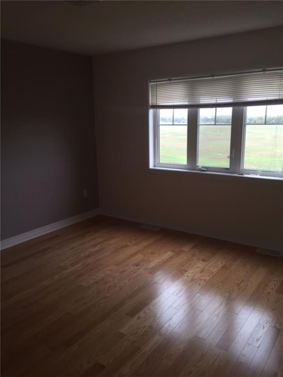 46 Forsyth Cres