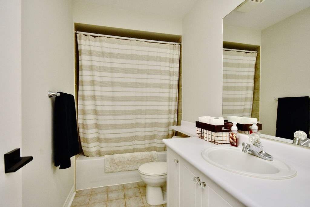 60 Crimson Ridge Rd