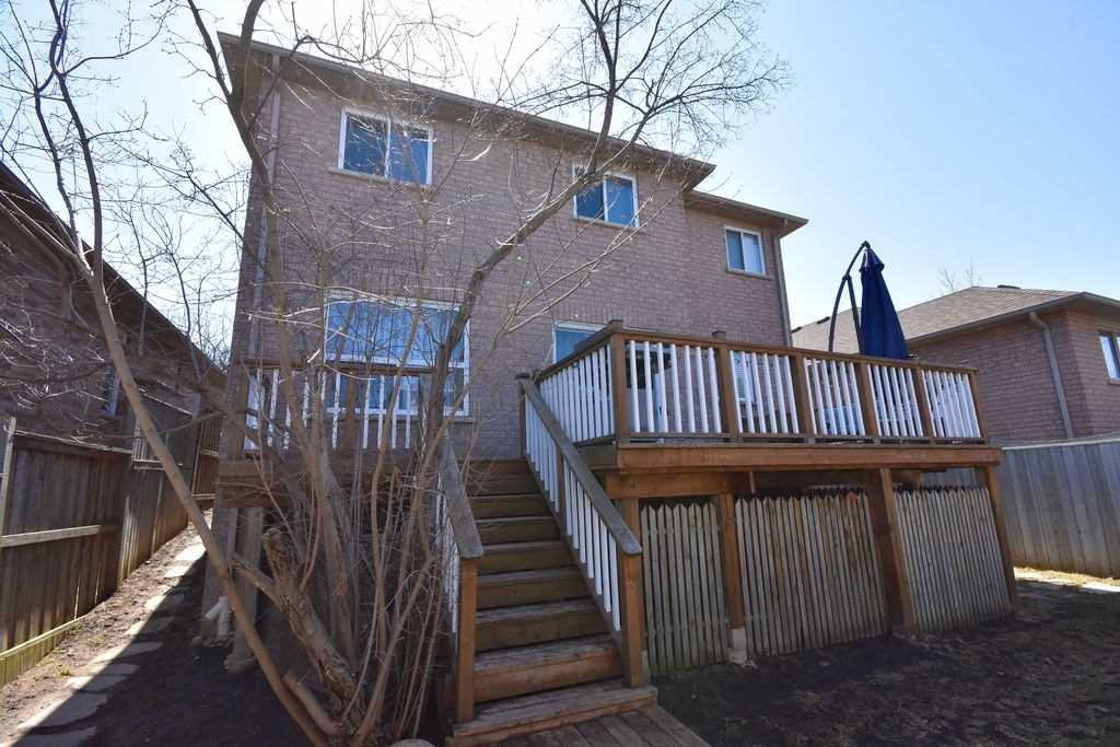 60 Crimson Ridge Rd