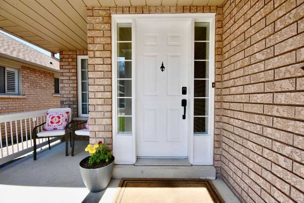 60 Crimson Ridge Rd