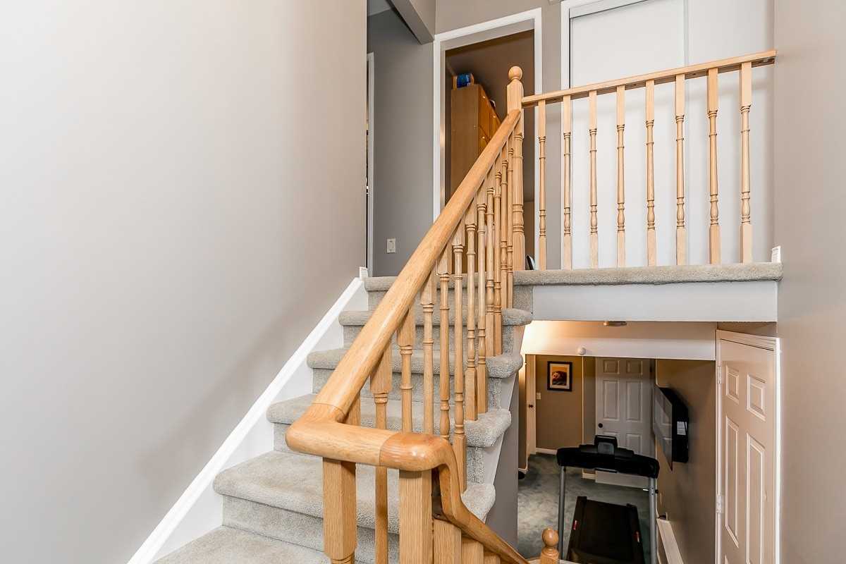 26 Frontier Ave