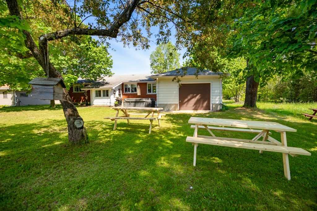 19 Locke Ave