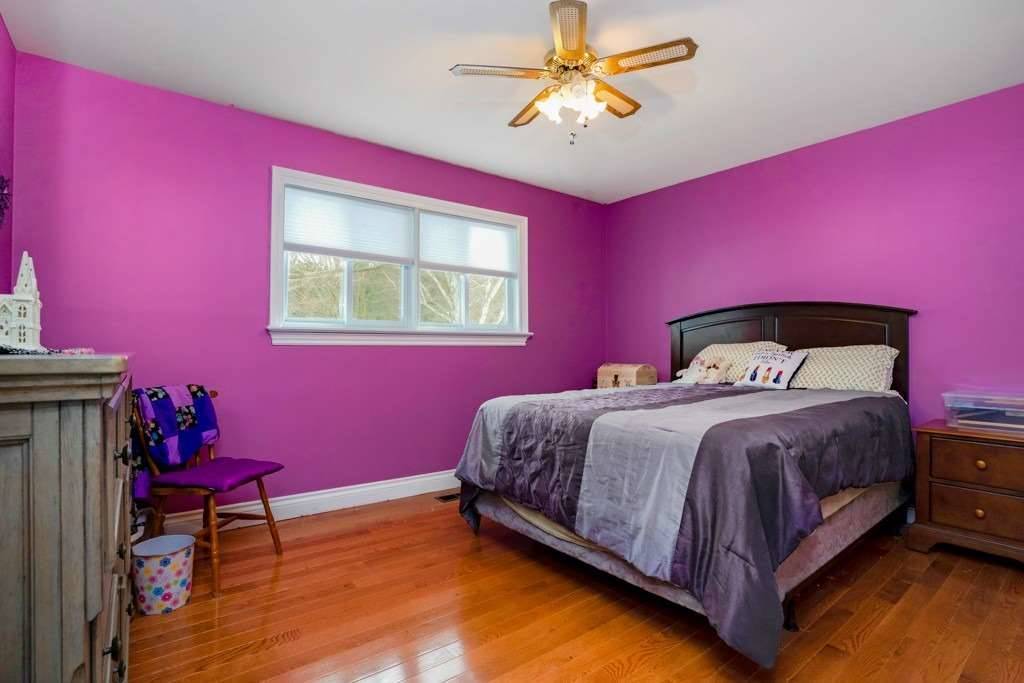 19 Locke Ave