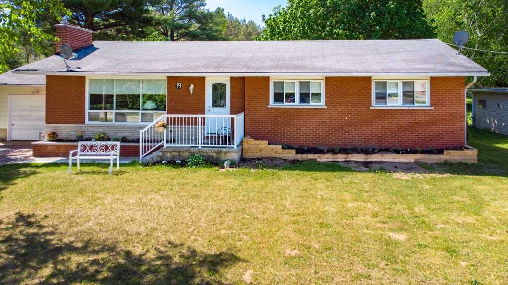 19 Locke Ave